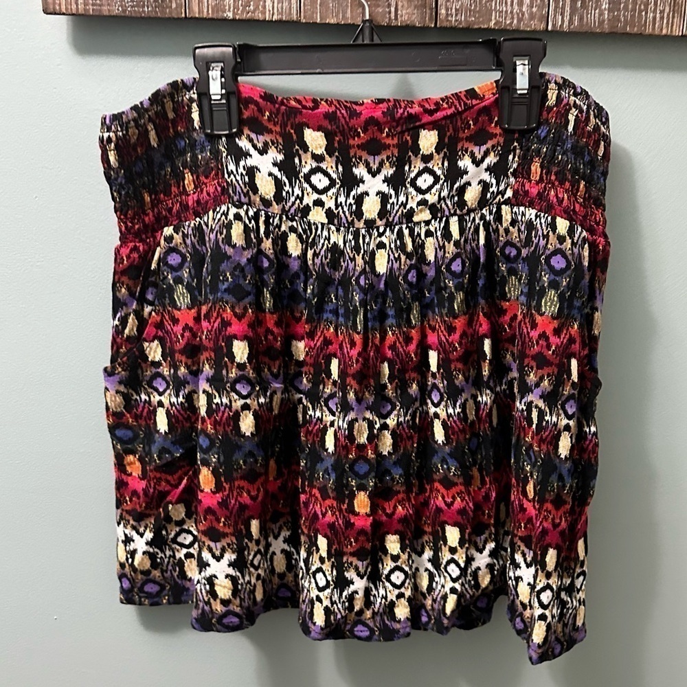 Xhiliration colorful pleated flippy skirt large